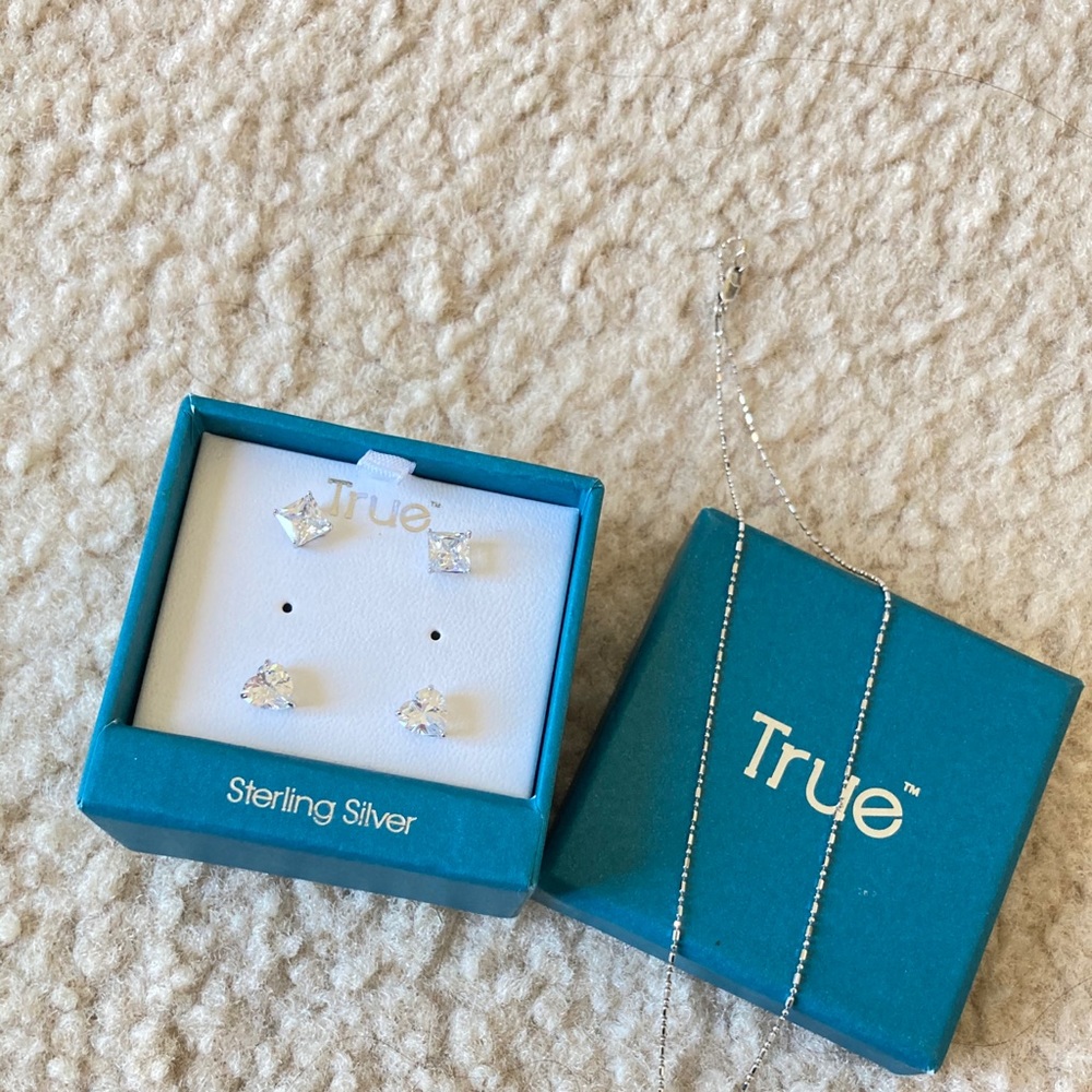 Sterling silver necklace + 2 pairs earrings